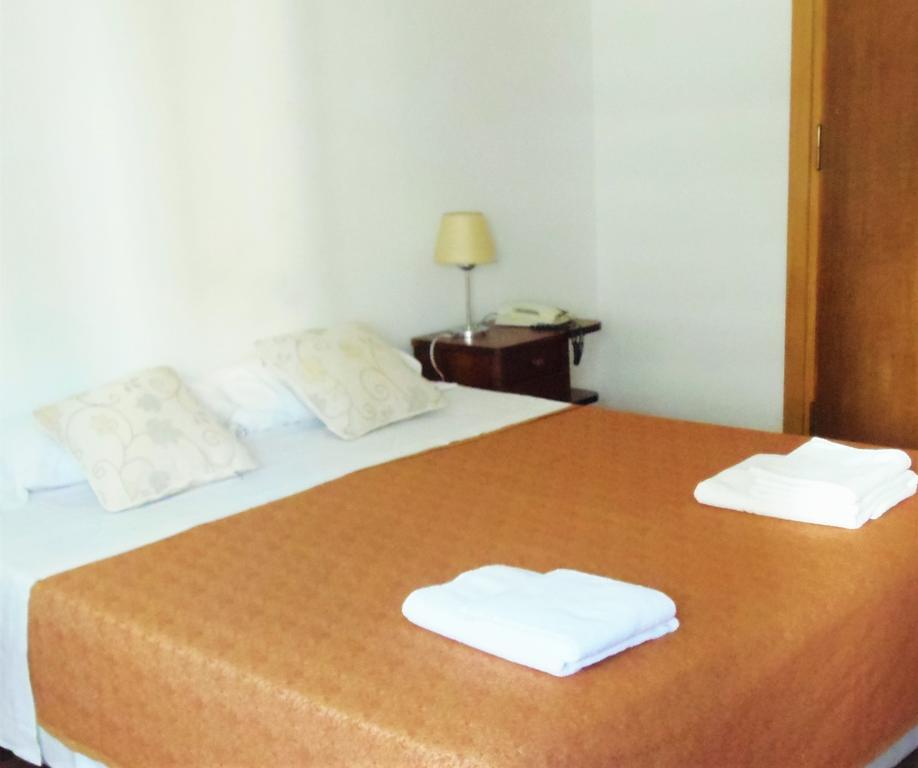 City Hotel Мар дел Плата Стая снимка