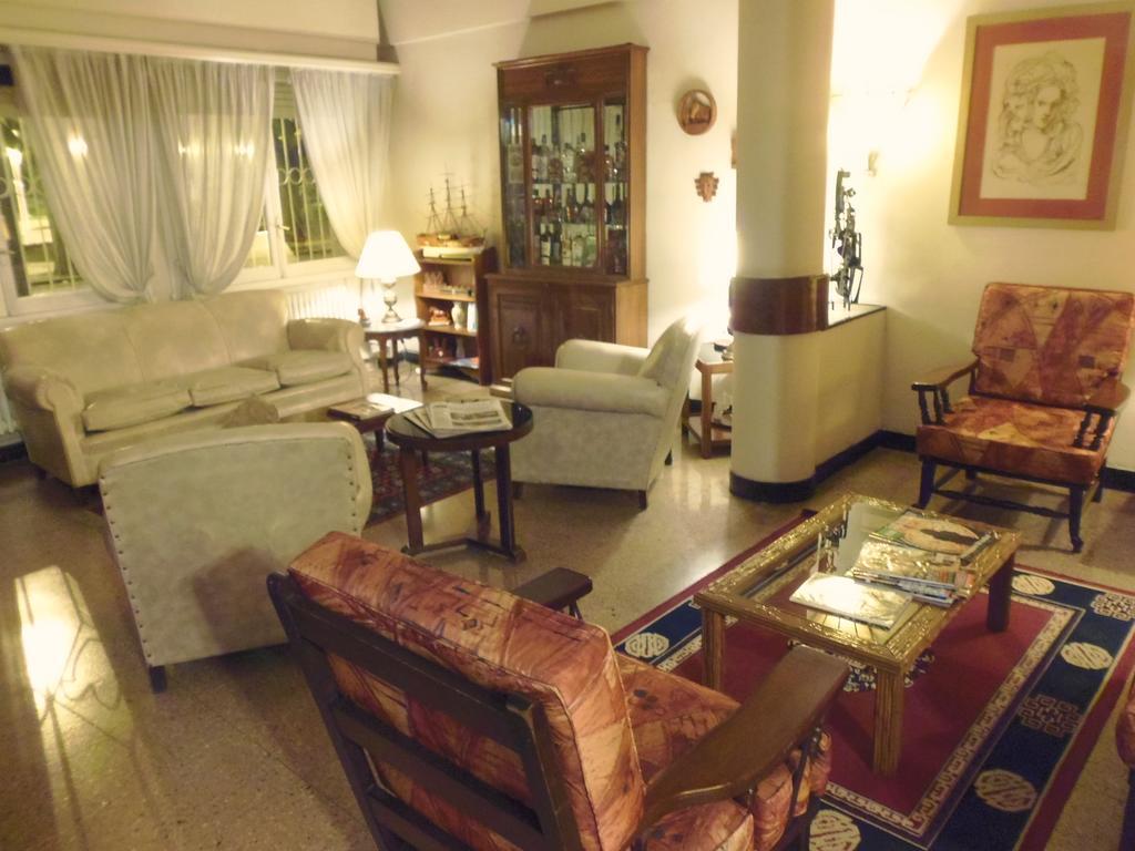 City Hotel Мар дел Плата Стая снимка