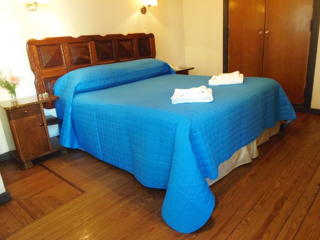City Hotel Мар дел Плата Стая снимка