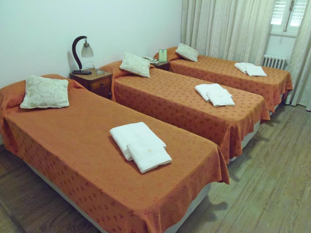 City Hotel Мар дел Плата Екстериор снимка