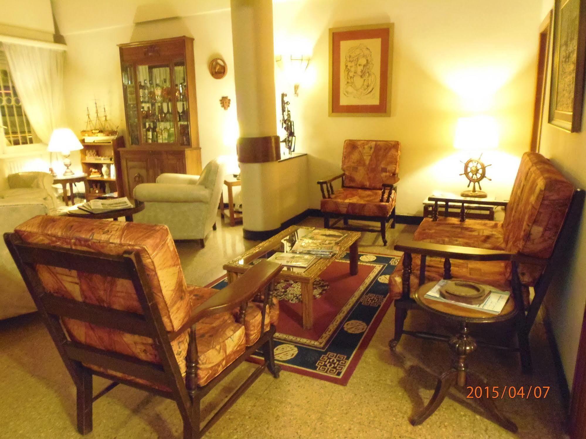City Hotel Мар дел Плата Екстериор снимка