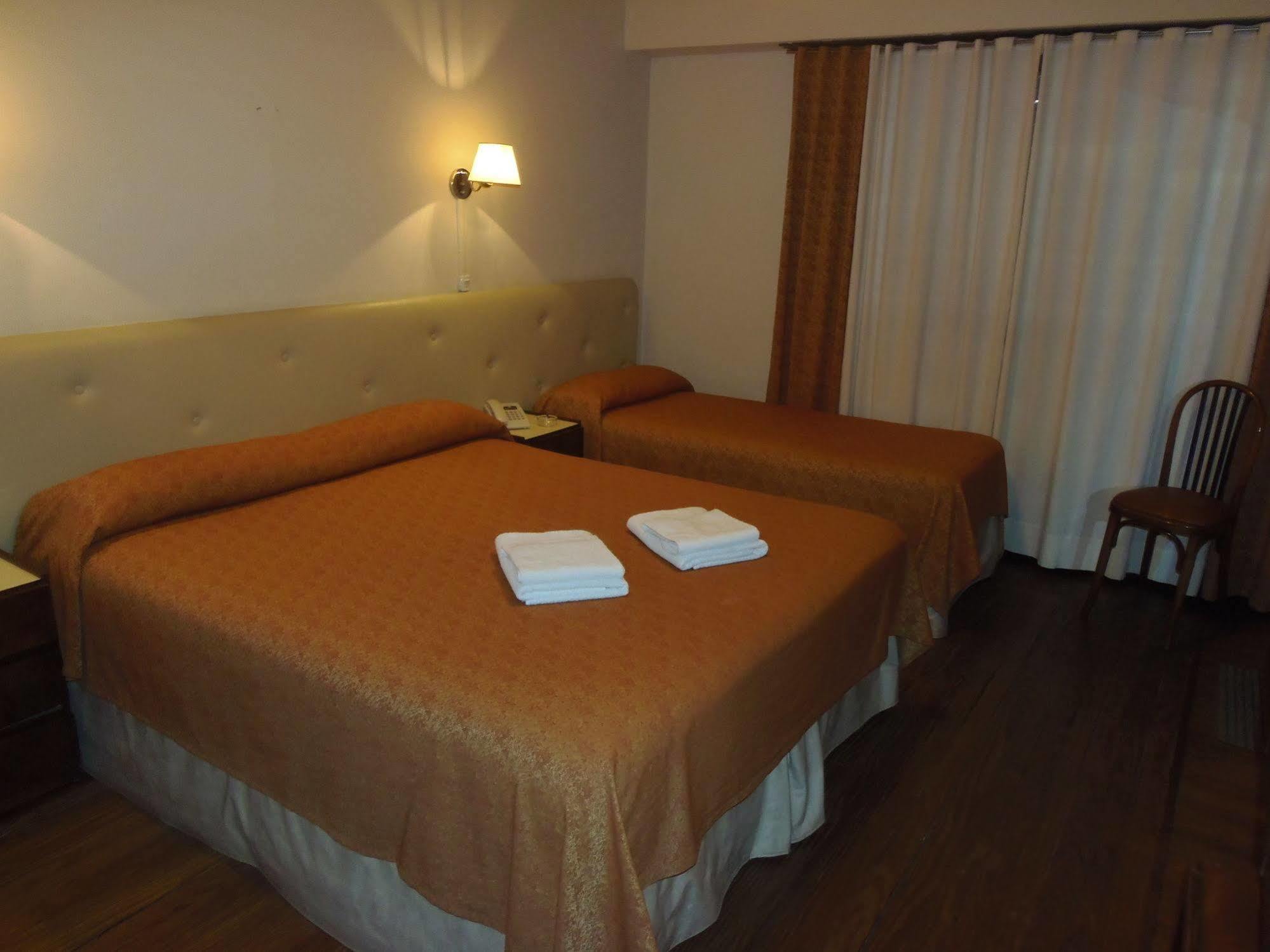City Hotel Мар дел Плата Екстериор снимка